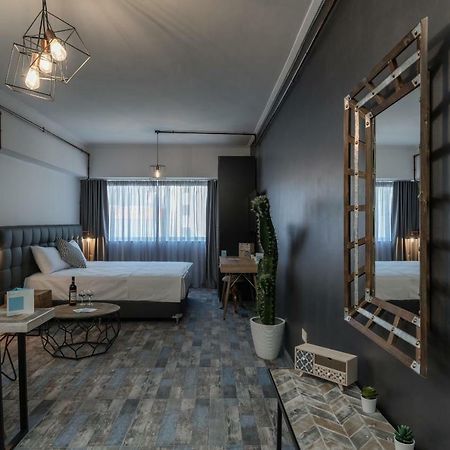 Superb Industrial Style Lodge Heart Of Athen Exterior foto