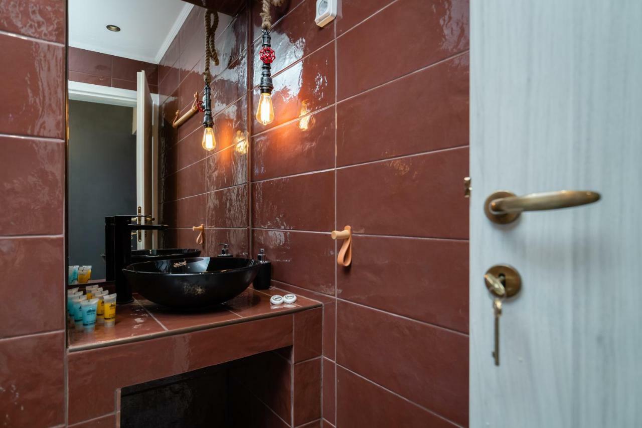 Superb Industrial Style Lodge Heart Of Athen Exterior foto